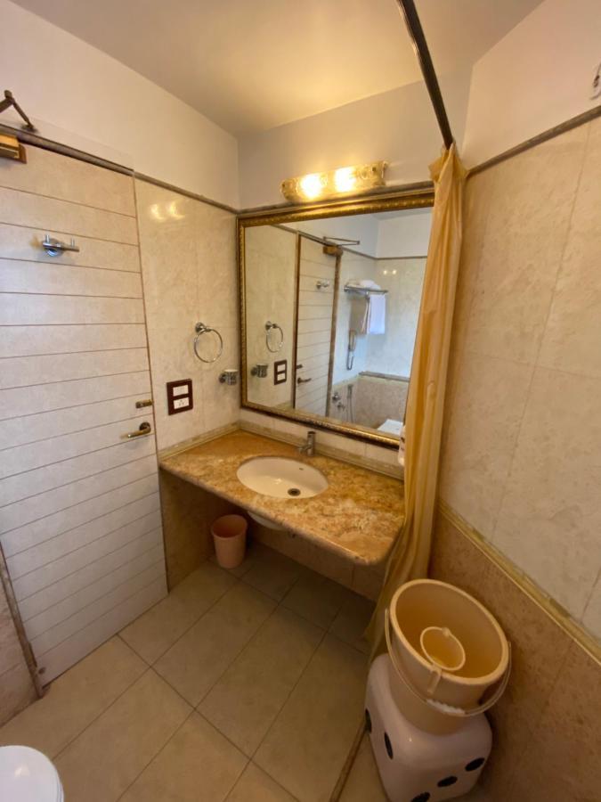 Panchavati Elite Inn Nászik Kültér fotó